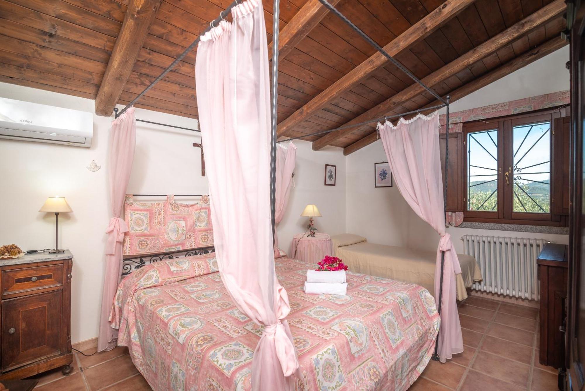 Villa Peditoltu Olbia Eksteriør billede